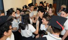 Foto de la galería: Cierre de año y colación de los chicos del Colegio del Carmen en el Centro de Convenciones