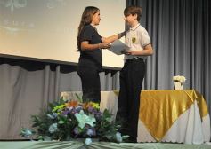Foto de la galería: Cierre de año y colación de los chicos del Colegio del Carmen en el Centro de Convenciones