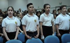 Foto de la galería: Cierre de año y colación de los chicos del Colegio del Carmen en el Centro de Convenciones