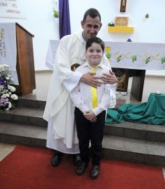 Foto de la galería: Primera Comunión para 25 chicos de la Capilla San Ignacio Loyola