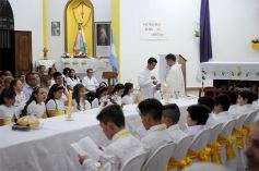 Foto de la galería: Primera Comunión para 25 chicos de la Capilla San Ignacio Loyola