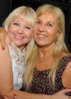Foto de la galería: Maka y Lourdes de fiesta