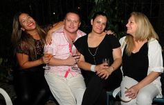 Foto de la galería: Maka y Lourdes de fiesta