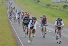 Foto de la galería: Conmovedora muestra de fe: los ciclistas que llevaron su amor por la Virgen a Itatí