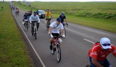 Foto de la galería: Conmovedora muestra de fe: los ciclistas que llevaron su amor por la Virgen a Itatí