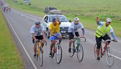 Foto de la galería: Conmovedora muestra de fe: los ciclistas que llevaron su amor por la Virgen a Itatí