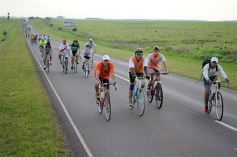 Foto de la galería: Conmovedora muestra de fe: los ciclistas que llevaron su amor por la Virgen a Itatí