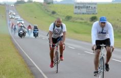 Foto de la galería: Conmovedora muestra de fe: los ciclistas que llevaron su amor por la Virgen a Itatí
