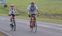 Foto de la galería: Conmovedora muestra de fe: los ciclistas que llevaron su amor por la Virgen a Itatí