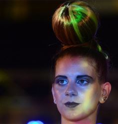 Foto de la galería: Imponente desfile con el sello de Miuki Madelaire en la explanada de la Legislatura