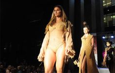 Foto de la galería: Imponente desfile con el sello de Miuki Madelaire en la explanada de la Legislatura