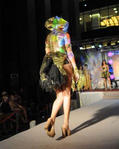 Foto de la galería: Imponente desfile con el sello de Miuki Madelaire en la explanada de la Legislatura