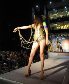 Foto de la galería: Imponente desfile con el sello de Miuki Madelaire en la explanada de la Legislatura