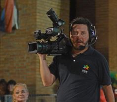 Foto de la galería: Imponente desfile con el sello de Miuki Madelaire en la explanada de la Legislatura