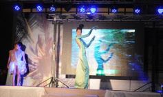 Foto de la galería: Imponente desfile con el sello de Miuki Madelaire en la explanada de la Legislatura