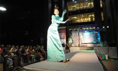 Foto de la galería: Imponente desfile con el sello de Miuki Madelaire en la explanada de la Legislatura