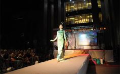 Foto de la galería: Imponente desfile con el sello de Miuki Madelaire en la explanada de la Legislatura