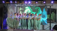 Foto de la galería: Imponente desfile con el sello de Miuki Madelaire en la explanada de la Legislatura