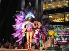 Foto de la galería: Imponente desfile con el sello de Miuki Madelaire en la explanada de la Legislatura