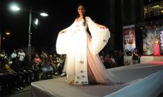 Foto de la galería: Imponente desfile con el sello de Miuki Madelaire en la explanada de la Legislatura