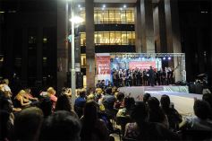 Foto de la galería: Imponente desfile con el sello de Miuki Madelaire en la explanada de la Legislatura