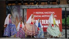 Foto de la galería: Imponente desfile con el sello de Miuki Madelaire en la explanada de la Legislatura