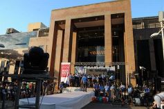 Foto de la galería: Imponente desfile con el sello de Miuki Madelaire en la explanada de la Legislatura
