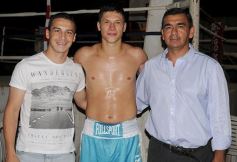 Foto de la galería: "La Joya" Andino sumó su 13a victoria: fue por nocaut ante "Polentita" Rodríguez