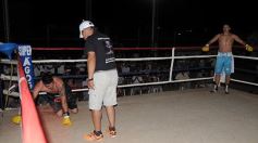 Foto de la galería: "La Joya" Andino sumó su 13a victoria: fue por nocaut ante "Polentita" Rodríguez