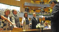 Foto de la galería: Juraron los nuevos diputados y volvieron a elegir a Carlos Rovira como presidente de la Cámara