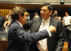 Foto de la galería: Juraron los nuevos diputados y volvieron a elegir a Carlos Rovira como presidente de la Cámara