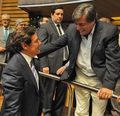 Foto de la galería: Juraron los nuevos diputados y volvieron a elegir a Carlos Rovira como presidente de la Cámara