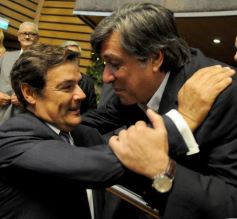 Foto de la galería: Juraron los nuevos diputados y volvieron a elegir a Carlos Rovira como presidente de la Cámara