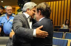 Foto de la galería: Juraron los nuevos diputados y volvieron a elegir a Carlos Rovira como presidente de la Cámara