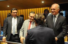 Foto de la galería: Juraron los nuevos diputados y volvieron a elegir a Carlos Rovira como presidente de la Cámara