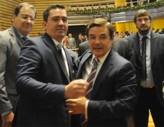 Foto de la galería: Juraron los nuevos diputados y volvieron a elegir a Carlos Rovira como presidente de la Cámara