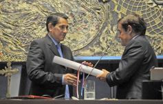 Foto de la galería: Juraron los nuevos diputados y volvieron a elegir a Carlos Rovira como presidente de la Cámara