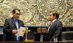 Foto de la galería: Juraron los nuevos diputados y volvieron a elegir a Carlos Rovira como presidente de la Cámara