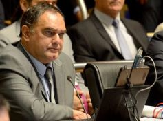 Foto de la galería: Juraron los nuevos diputados y volvieron a elegir a Carlos Rovira como presidente de la Cámara