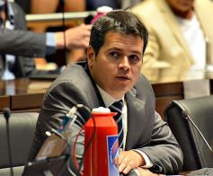 Foto de la galería: Juraron los nuevos diputados y volvieron a elegir a Carlos Rovira como presidente de la Cámara