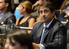 Foto de la galería: Juraron los nuevos diputados y volvieron a elegir a Carlos Rovira como presidente de la Cámara