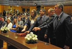 Foto de la galería: Juraron los nuevos diputados y volvieron a elegir a Carlos Rovira como presidente de la Cámara