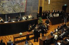 Foto de la galería: Juraron los nuevos diputados y volvieron a elegir a Carlos Rovira como presidente de la Cámara
