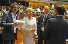 Foto de la galería: Juraron los nuevos diputados y volvieron a elegir a Carlos Rovira como presidente de la Cámara