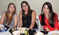 Sixto Fotografías. Sociedad. Sube Misionero - Los amigos de Servicios Urbanos brindaron por el excelente año que tuvieron