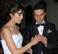 Foto de la galería: Marina y Lucas llegaron al altar: que vivan los novios!!!