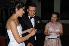 Foto de la galería: Marina y Lucas llegaron al altar: que vivan los novios!!!