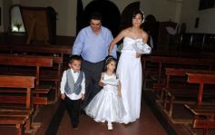 Foto de la galería: Marina y Lucas llegaron al altar: que vivan los novios!!!