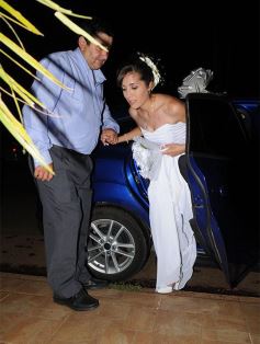 Foto de la galería: Marina y Lucas llegaron al altar: que vivan los novios!!!