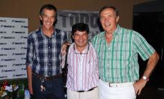 Foto de la galería: Amigos Expreso JeT cerraron el año con un brindis en la Peña Tacuarí